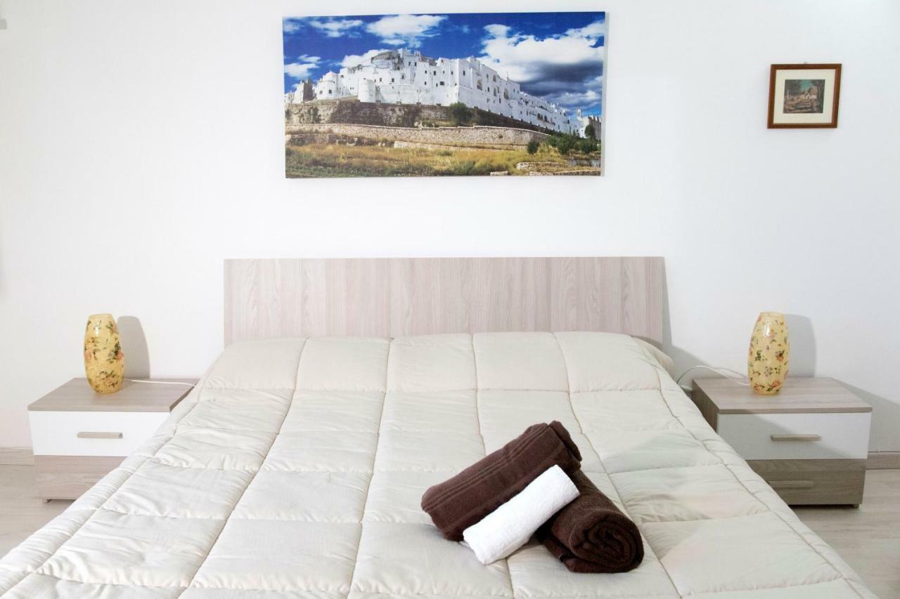Domus Relax Bed and Breakfast Selva Di Fasano Exteriör bild
