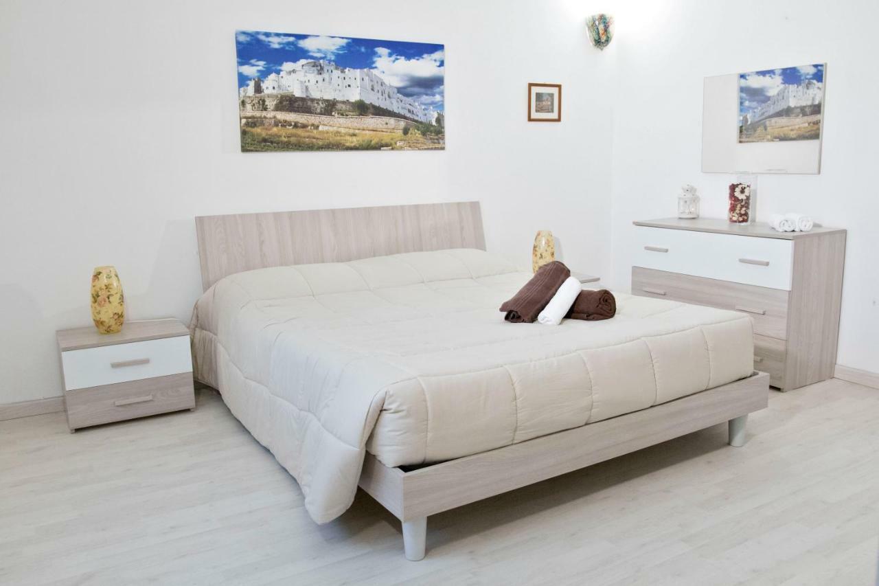 Domus Relax Bed and Breakfast Selva Di Fasano Exteriör bild